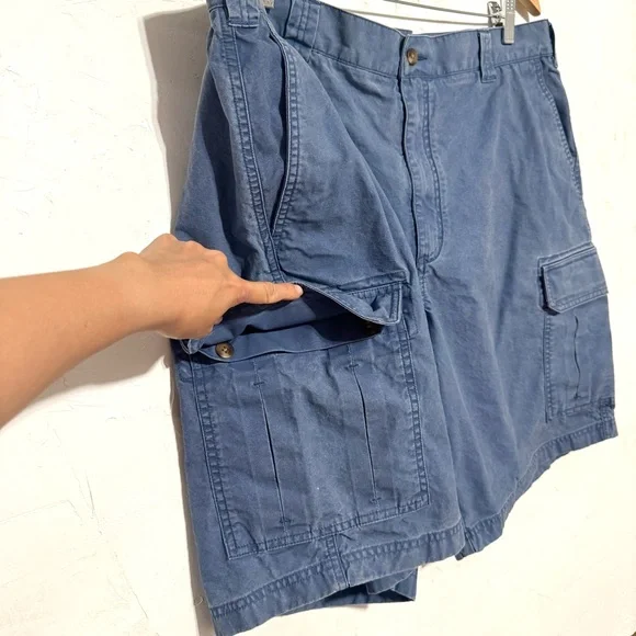 L.L.Bean Blue Cargo Shorts Mens 40W Cotton Natural Fit Washed - Picture 3 of 6